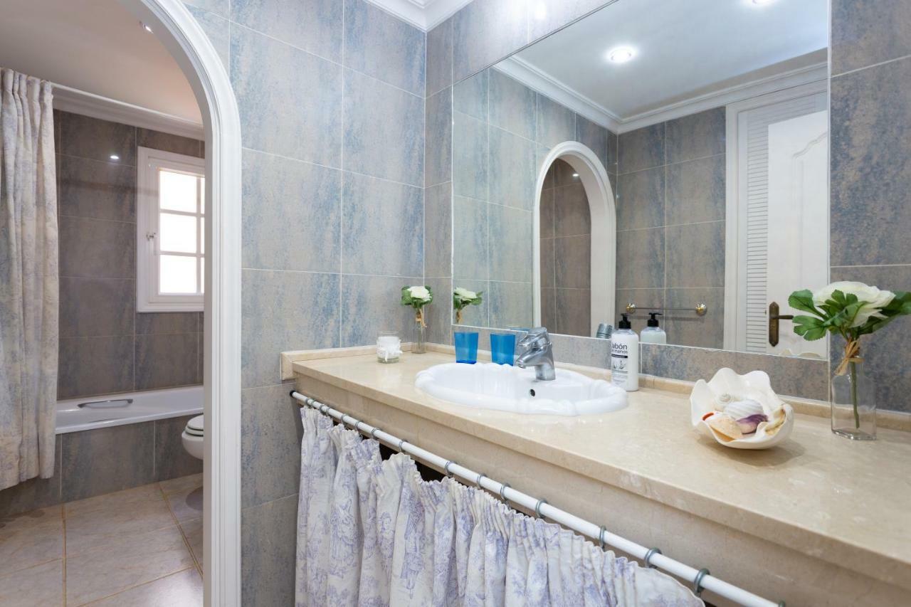 Vivatenerife - Villa With Pool, Jacuzzi And Sea View Chayofa Esterno foto